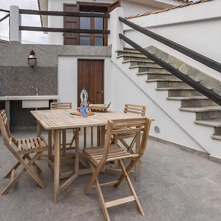 Guesthost - Domus Ritae * Domus De Maria